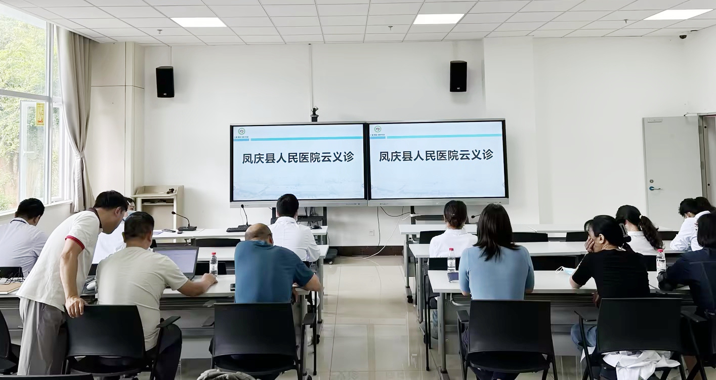 義診現(xiàn)場(chǎng)照片1.jpg